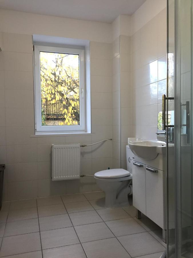Kwatery Prywatne Jasmin Gniezno Extérieur photo