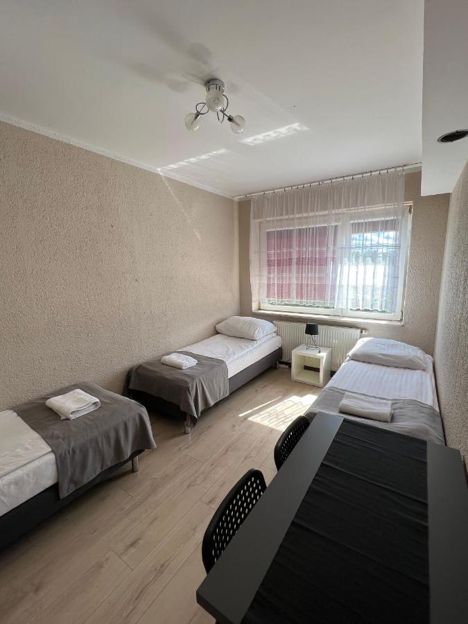 Kwatery Prywatne Jasmin Gniezno Extérieur photo